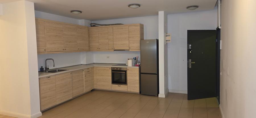 Sisesti inchiriere 3 camere