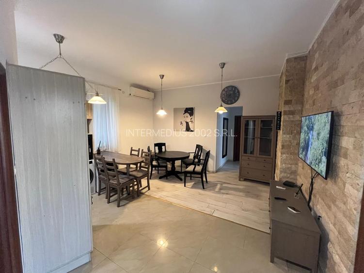 Apartament 3 camere, garaj si boxa - zona Centrala-Prefectura - 13