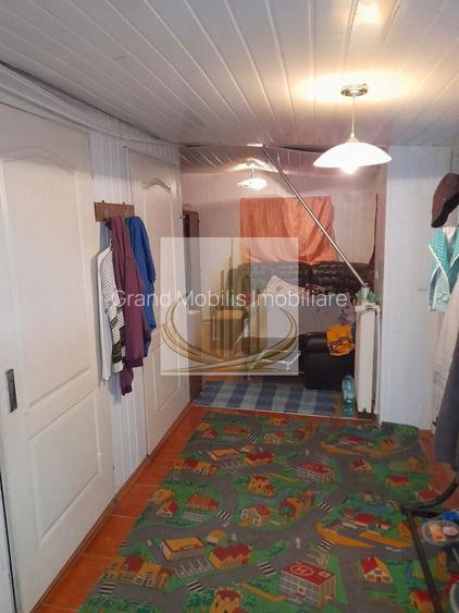 Casa Iosefin individuala 9 camere 3 apartamente