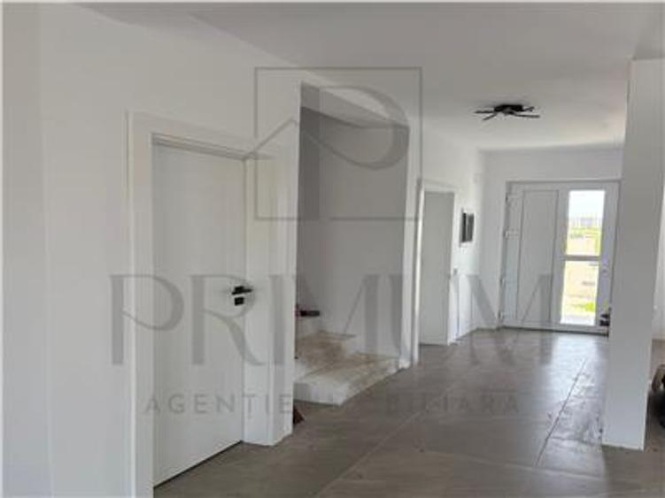 Duplex superb - toate utilitatile - gata de mutat