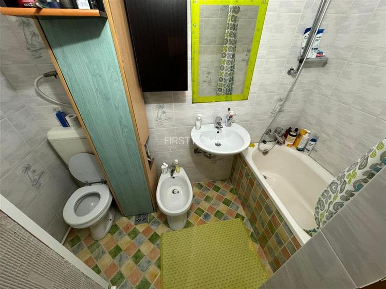 Apartament 3 camere de vanzare in Sud, etaj 3, CT, izolat - 8