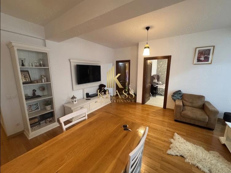 Apartament 2 camere cu loc de parcare, zona 1 Mai