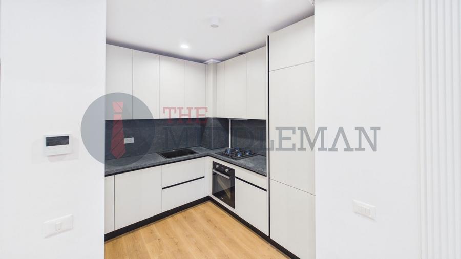 Apartament 2 Camere Spațios | Tavan 3m | Metrou în Fața Blocului