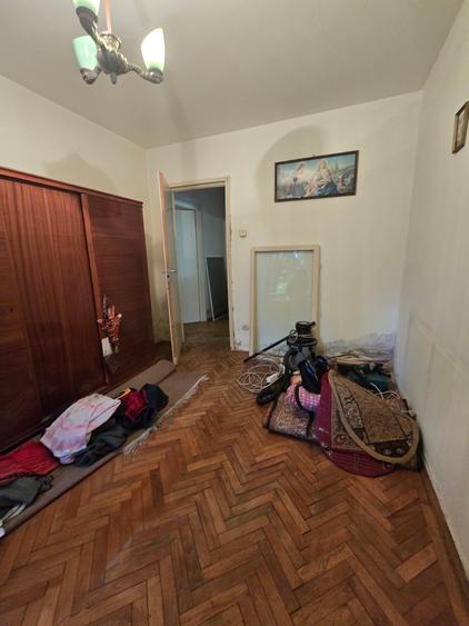 APARTAMENT DE VÂNZARE CU DOUĂ CAMERE IN ZONA PAJURA SEC.1