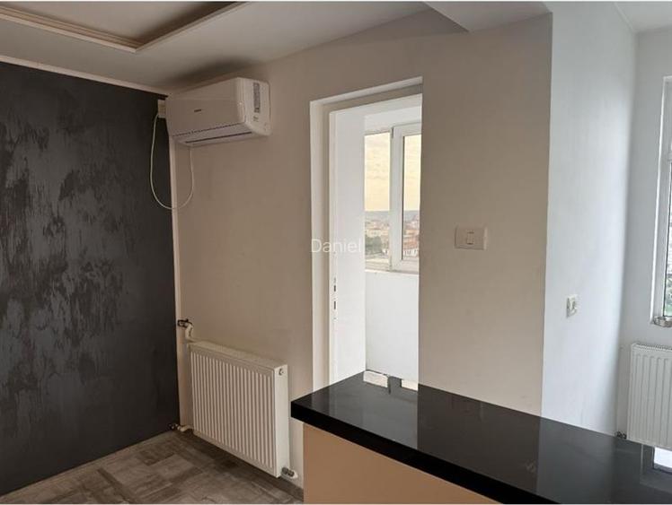 Garsoniera recent renovata si utilata - 6