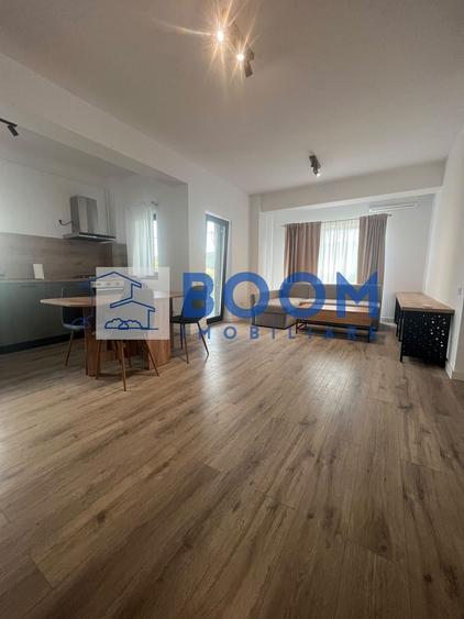 Apartament 3 camere decomandat | Central, Râmnicu Vâlcea | 73 mp, parcare, 2024