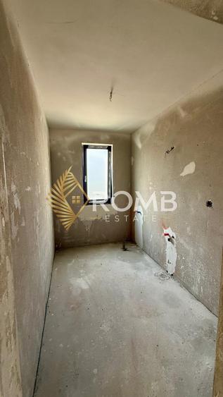 Duplex cu 5 camere, 2 garaje, semifinisat, zona Tauti