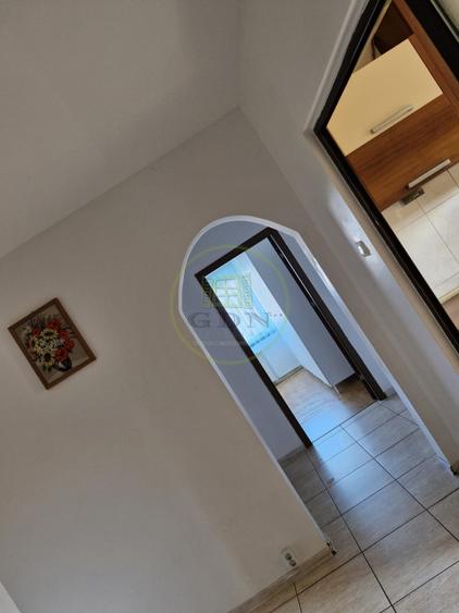 Apartament 3 camere - 70 mp - Vasile Aaron,Sibiu.