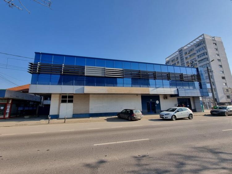 Clădire mixtă în zonă centrală – ideală pentru multiple activități, COMISION 0%