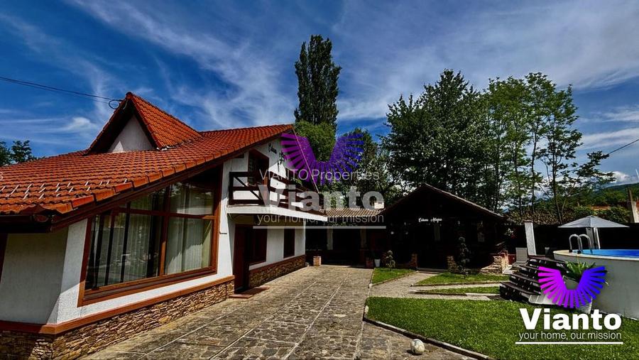 Casă de vânzare cu piscîna n Tocile – Sadu | Zonă superbă - 2