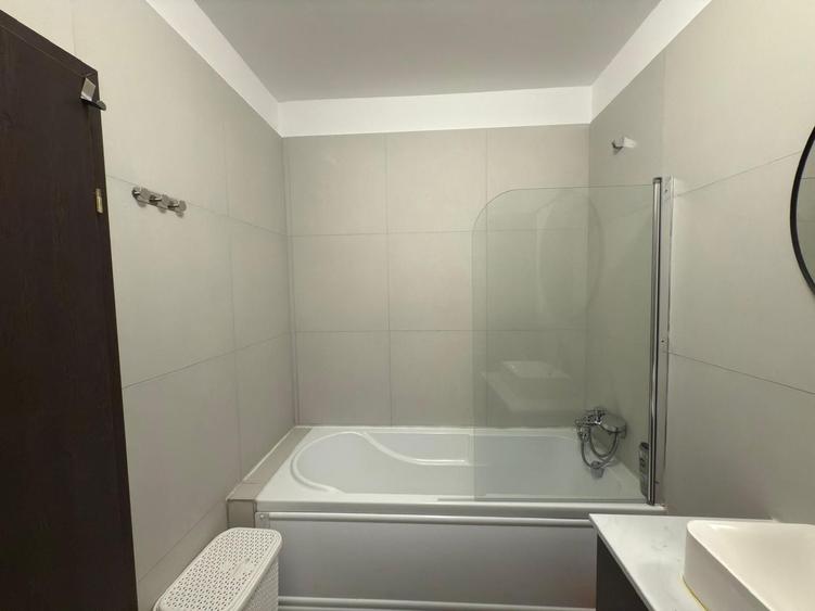 Apartament spatios cu 2 camere | 60 MP + Balcon de 13 MP | Buna Ziua
