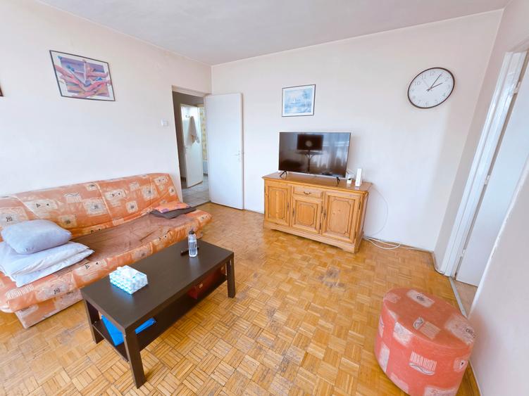 2 camere Sala Palatului Cismigiu etajul 8/8 bloc 1960 55 mp