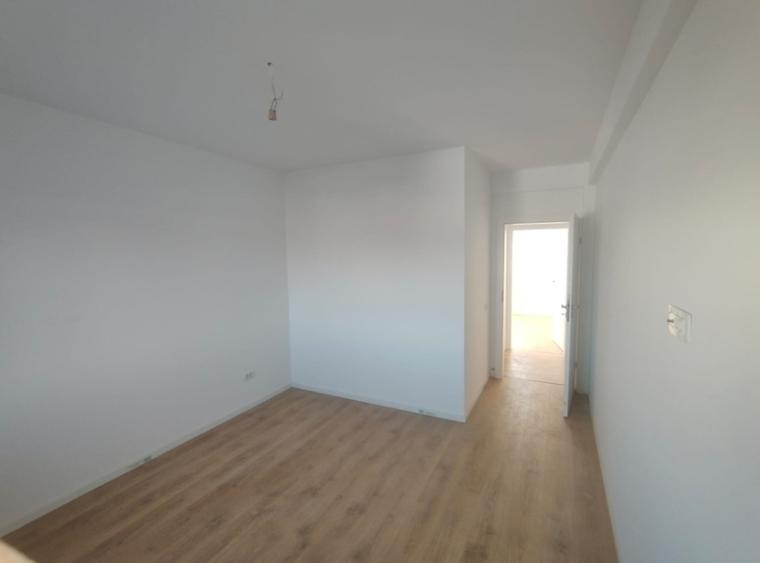 Apartament 3 camere DECOMANDAT, 71,7 mp + parcare – Hlincea – bloc nou