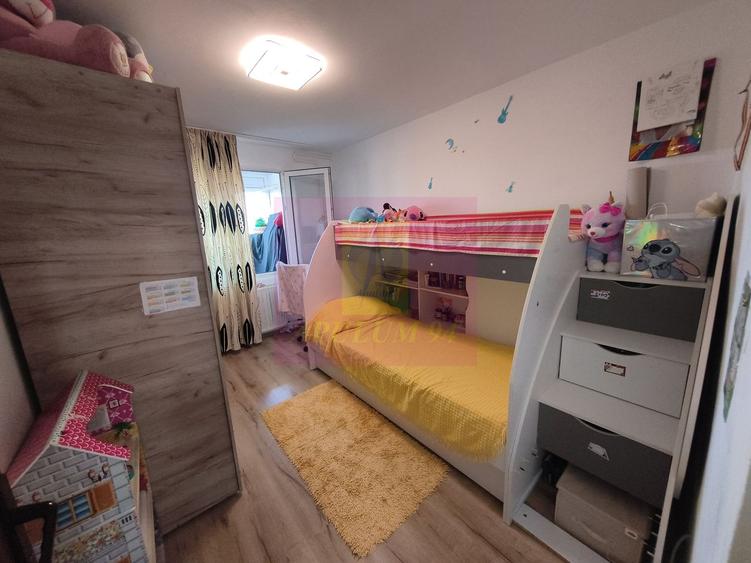 Apartament spațios de 4 camere bl 1982 Berceni etajul 8 bloc anvelopat