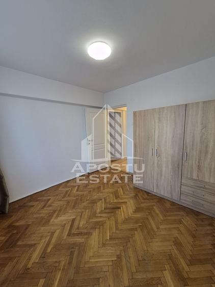Apartament cu 3 camere,semidecomandat,de vanzare, zona Garii,Timisoara