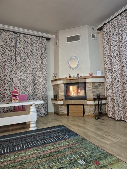 Vila superba de vanzare in Bardesti, 240 mp, 636 mp teren