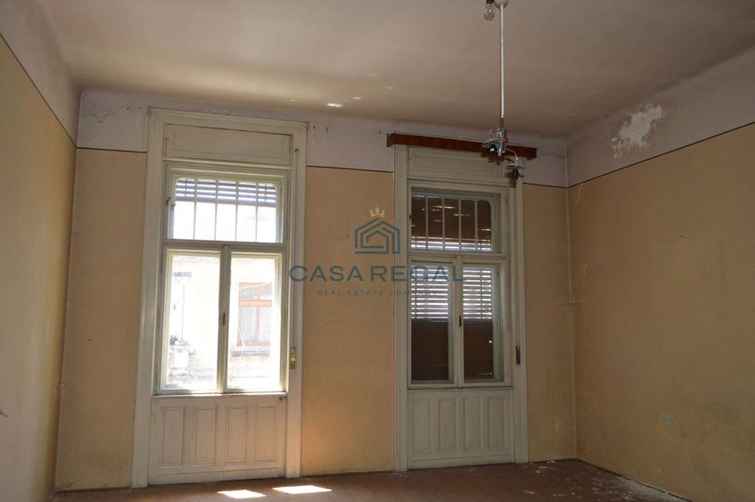 Cladire istorica in centrul orasului