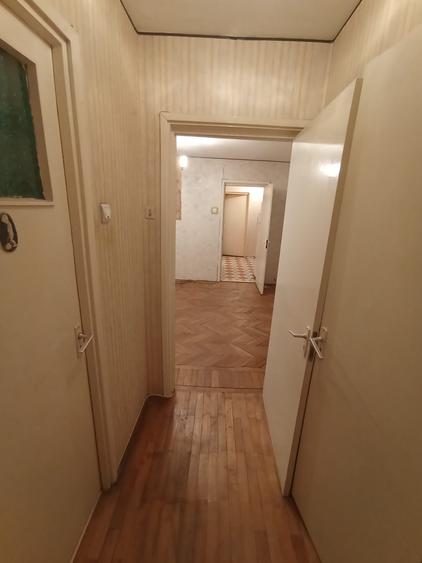 Apartament 3 camere Cantemir, etaj 2! Ideal pentru renovare!