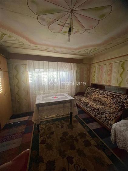 Reco Casa 3 camere si teren 2600mp in Burzuc - 5