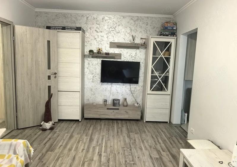 Ozana - Titan - Metrou - 2 Camere - Renovat - Zonă Verde