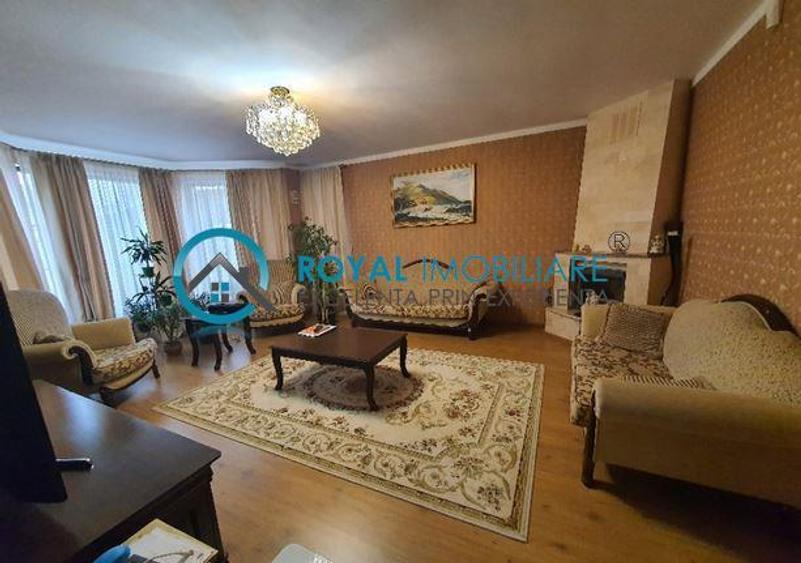 Royal Imobiliare - Vanzare Vila zona Strejnicu