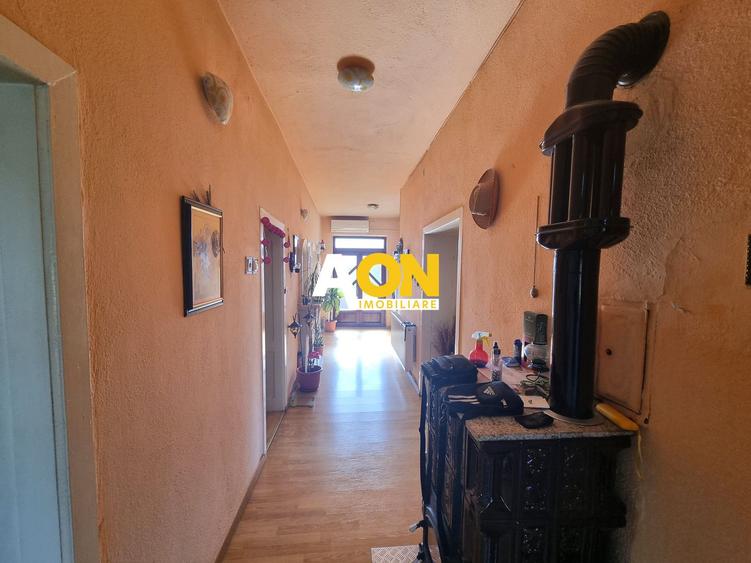 Casa de vanzare 5 camere, 805mp teren, Centru
