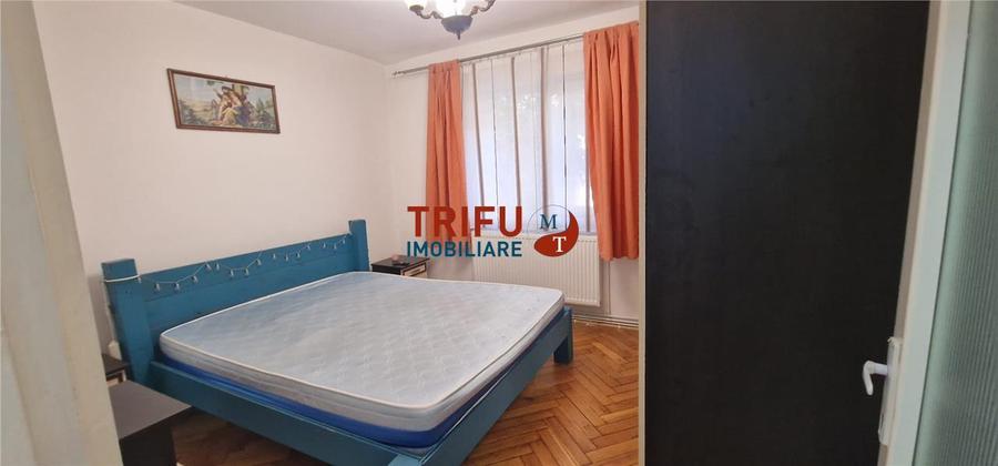 Apartament de închiriat 3 camere zona Liceului Militar