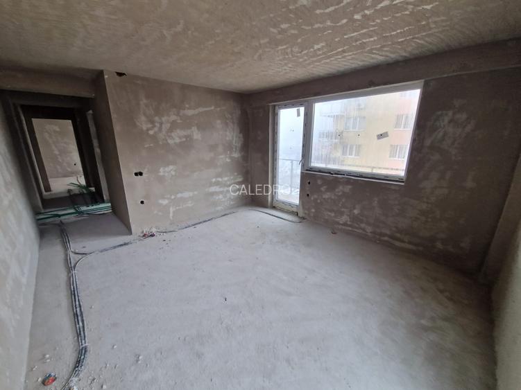 Apartament 2 camere decomandat in Dambul Rotund - 2
