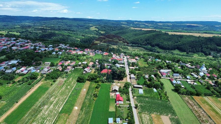 Casă / Vilă Mărăști zona montană a Vrancei