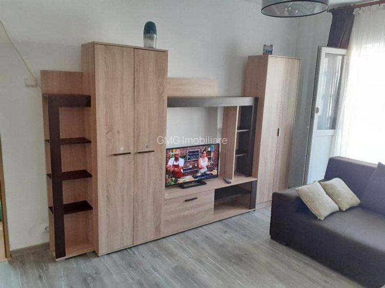 Garsoniera zona Tei
