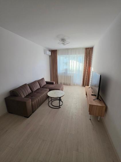 Închiriez apartament 2 camere, decomandat – Ansamblu Ajustorului Park Residence