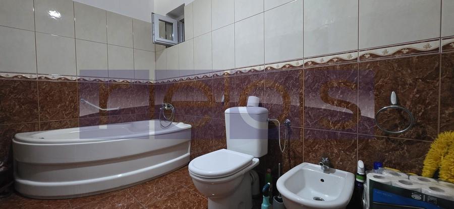 VANZARE CASA 10 CAMERE | ZONA VATRA LUMINOASA - 26