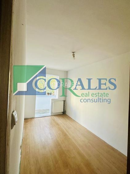 3 camere, Zona Dacia, etaj 3, centrala, 51 mp, AC, 2 balcoane,  bloc anvelopat - 5