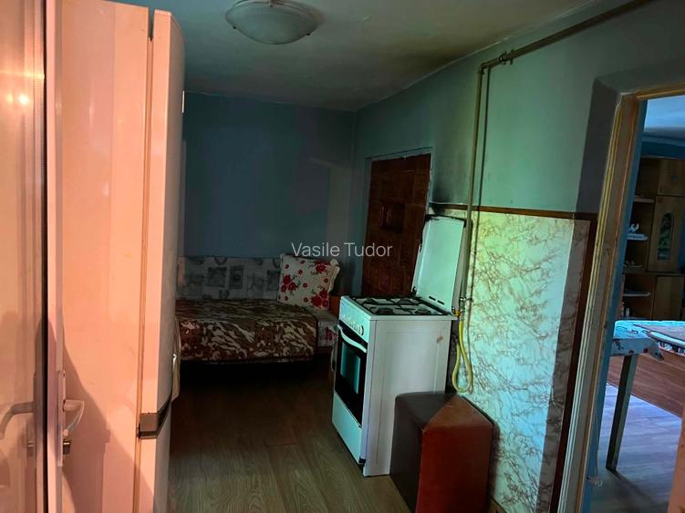 Vând Casă batraneasca Buhusi  - 15