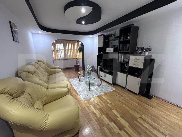 Apartament 3 camere, 68 mp, zona 9 Mai - Aleea Teilor