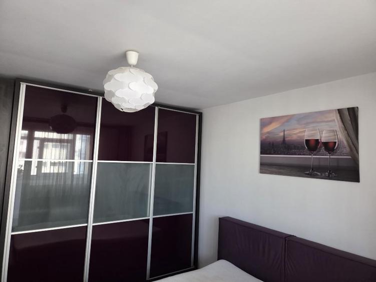 Inchiriere apartament 3 camere zona Trapezului - Ozana