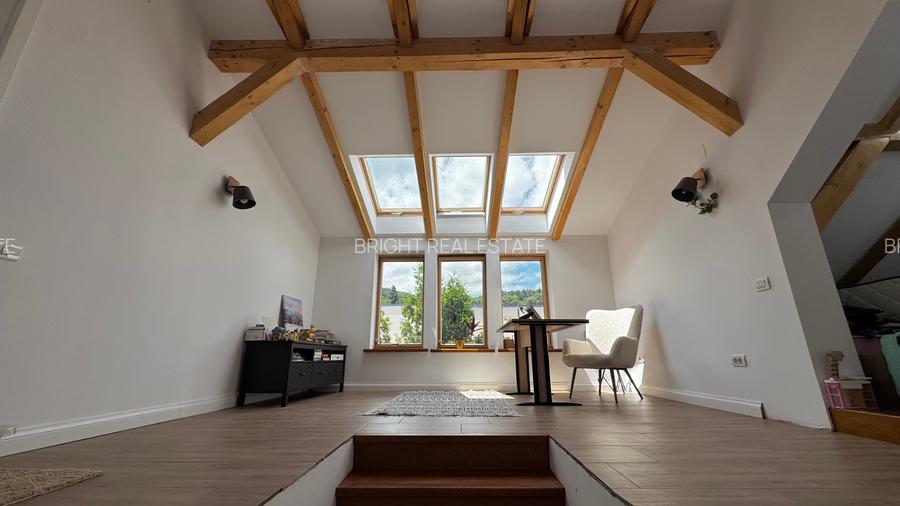 Casa de vanzare tip duplex- proprietate exclusiva in Centru vechi -curte privata - 28