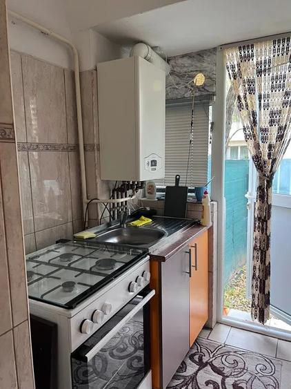 Apartament 2 camere, zona Podu Ros
