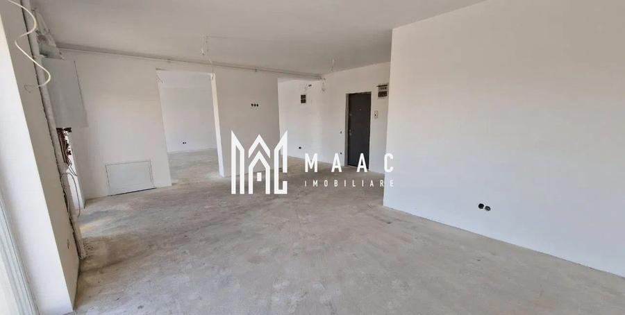 Spatiu Comercial I Parcare I 4 Vitrine I Doamna Stanca