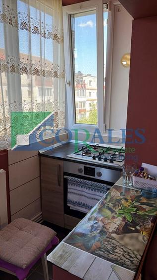 Apartament 4 Cam. 2 băi, Et.3, 65 mpu, 2 balcoane,zona Soarelui, Centrala, Boxa