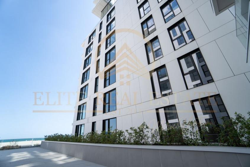Stațiunea Mamaia - Vânzare apartament cu 2 camere cu terasa, primul rând la mare