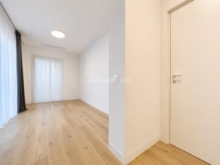 NOU / SUPERB  / SPATII GENEROASE / PARTIAL MOBILAT SI UTILAT BLOC BOUTIQUE - 15