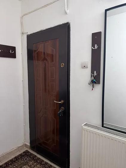 Apartament 2 camere, zona Podu Ros