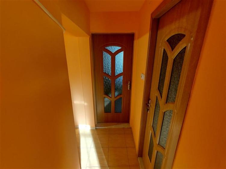 Oravita, Apt.2 Cam, la Cheie, Decomandat, 55MP