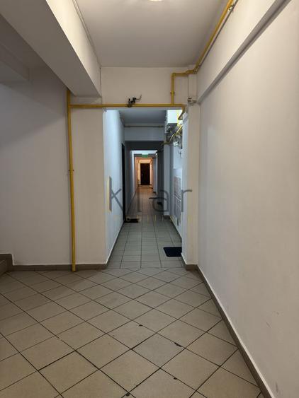 Apartament 1 camera, zona Platinia, langa Sala Sporturilor Horia Demian