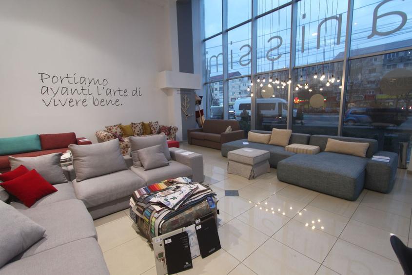 Showroom -150mp-zona de Nord