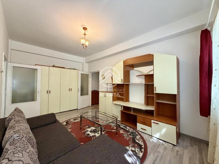 APARTAMENT 2 CAMERE ZONA SEMICENTRALA | HOREA | 50 MP