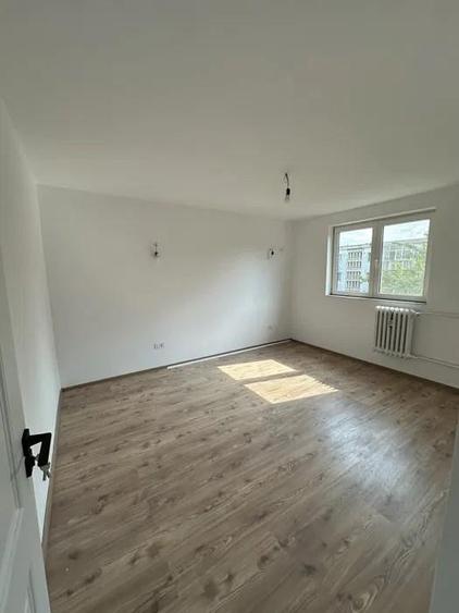 Apartament 1 camera de vanzare in Tatarasi - Flora | 25 mp | Decomandat