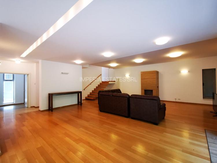 Vila moderna langa lac, mobilata complet - 5