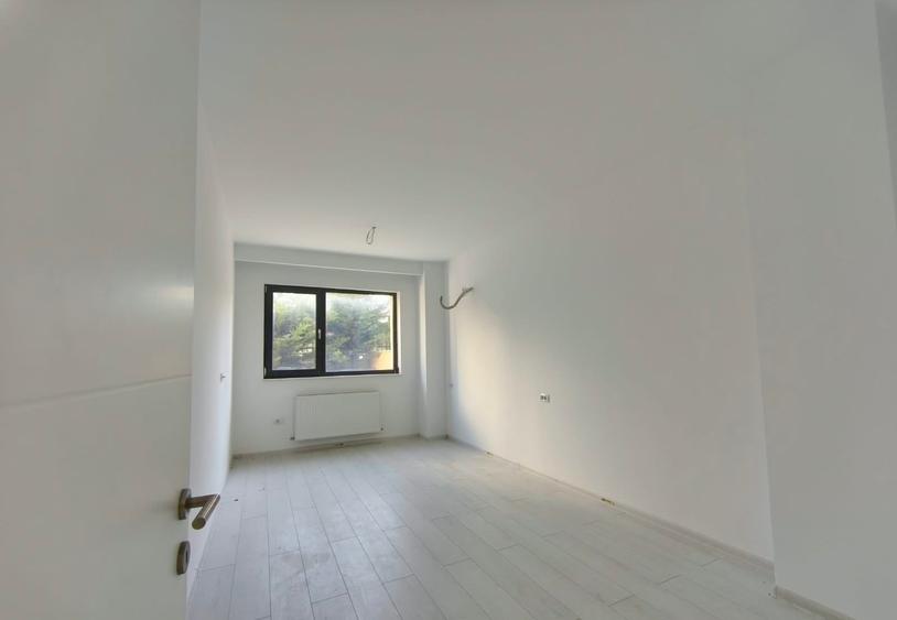ULTIMUL APARTAMENT Solid Residence Smaraldului - 2 Camere curte proprie La Cheie